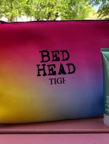 Косметичка TIGI