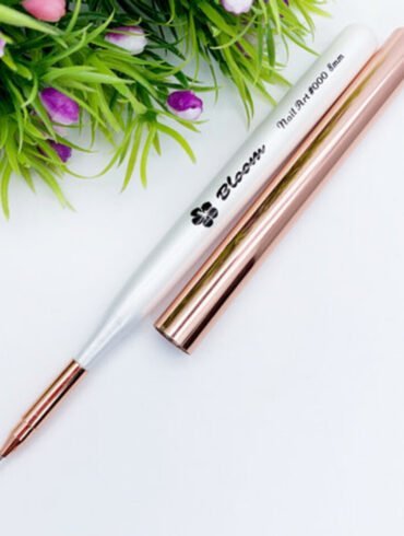 Bloom Кисть Страйпер 8 мм (вензеля и тонкие линии)