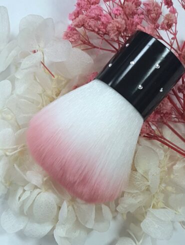 Щетка-сметка для маникюра бело-розовая